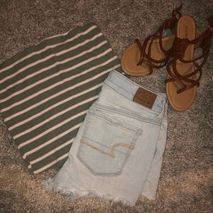 Hi rise AE shorties!!🌸